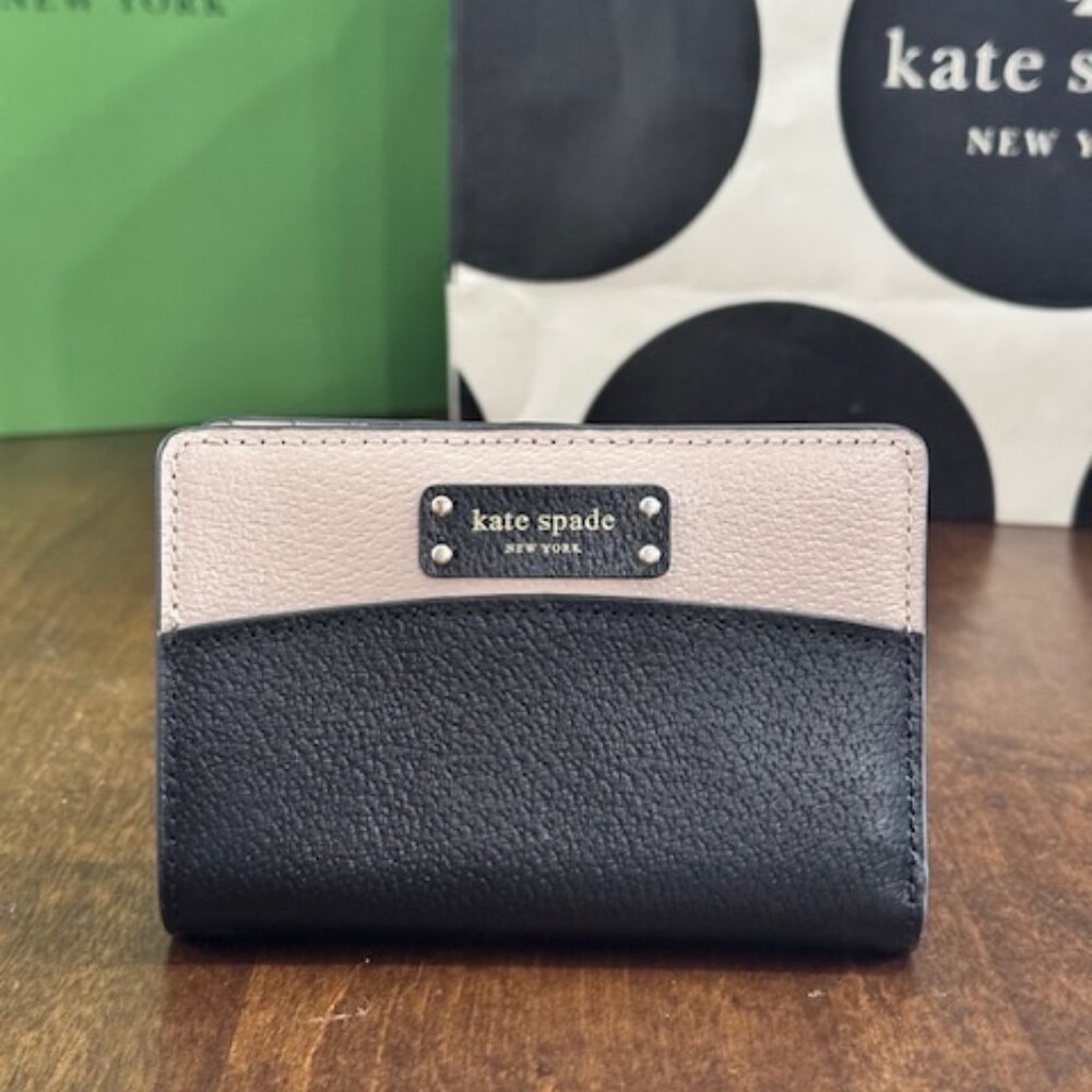 Kate Spade New York Jeanne Medium Slim Bifold Wallet - Warm Beige / Black - NWT